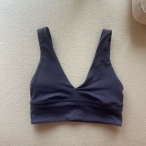 Lululemon Athletica Dark Purple V-Neck Sports Bra. Women’s Apparel Size 6